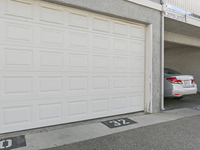 Foto del edificio - 20757 Plum Canyon Rd