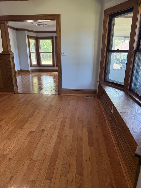 Foto del edificio - 496 Ridge Rd