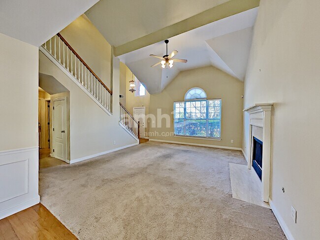 Foto del edificio - 316 Astor Way