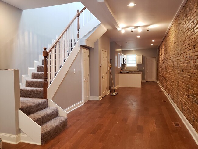 Building Photo - Awesome  2BD/1.5BA Charles Village Home w ...
