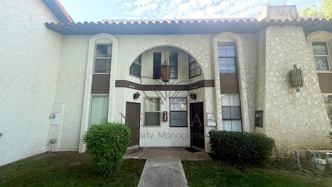 Photo - 1412 Everton pl House