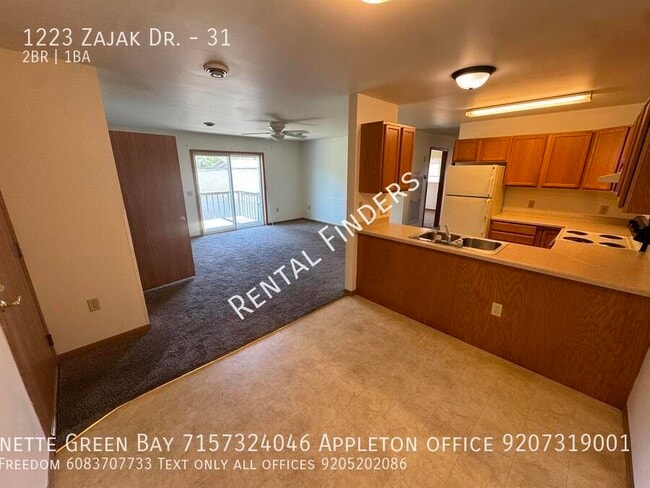 Building Photo - 1223 Zajak Dr