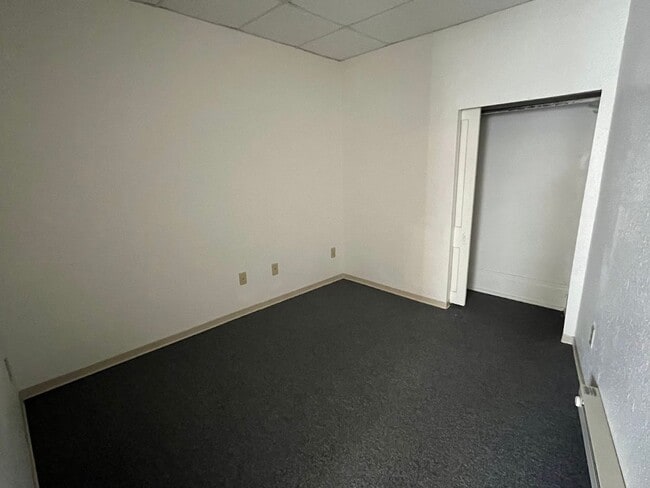 Building Photo - 1 Bed 1 Bath Downtown Watertown!