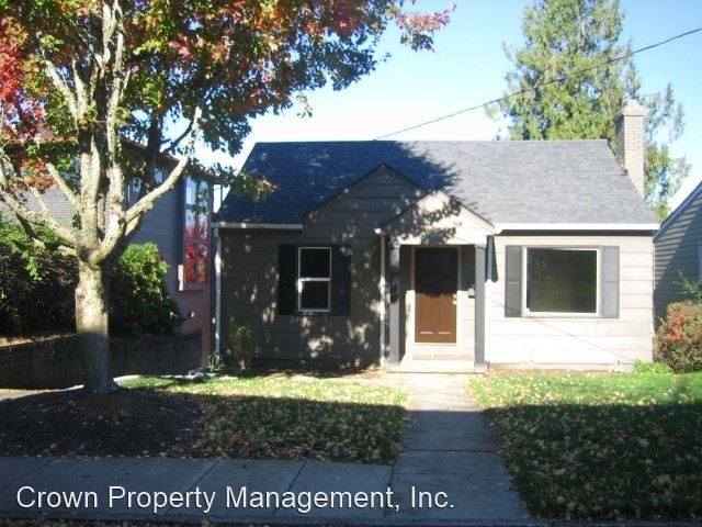 Primary Photo - 4 br, 2.5 bath House - 335 Fawk Ave SE