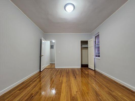 Foto del edificio - 1 bedroom in BRONX NY 10463