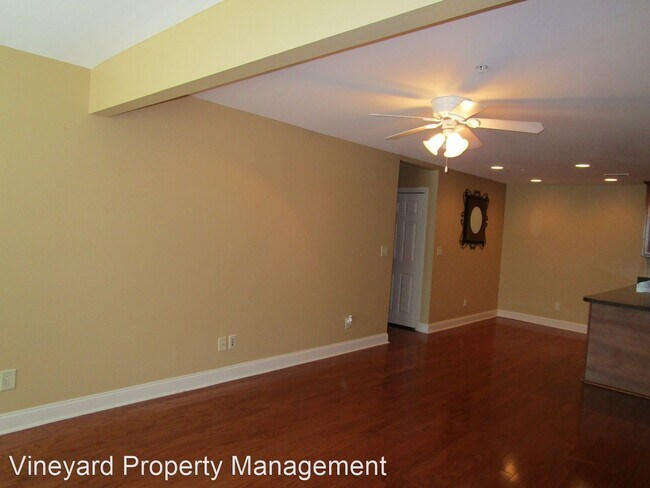 Building Photo - 3 br, 2 bath Apartment - 203 Madison Lane SE