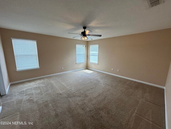 Foto del edificio - 863 Quiet Stone Ln
