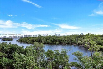 Building Photo - 16385 Biscayne Blvd