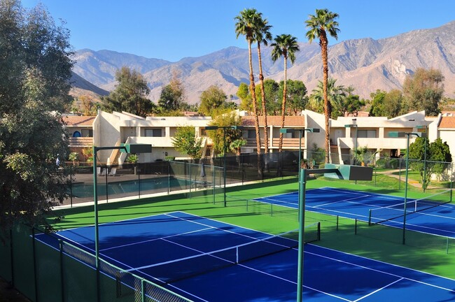 Foto del edificio - San Jacinto Village Apartments