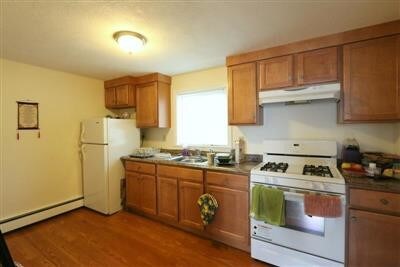 Foto del edificio - 128 Pine St