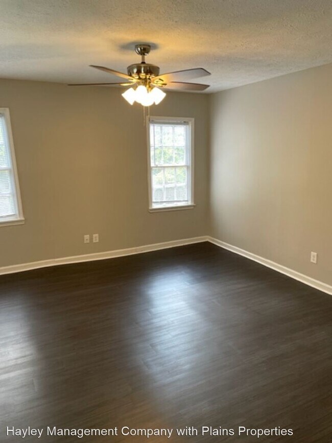 Building Photo - 3 br, 2 bath House - 10 Avenue A
