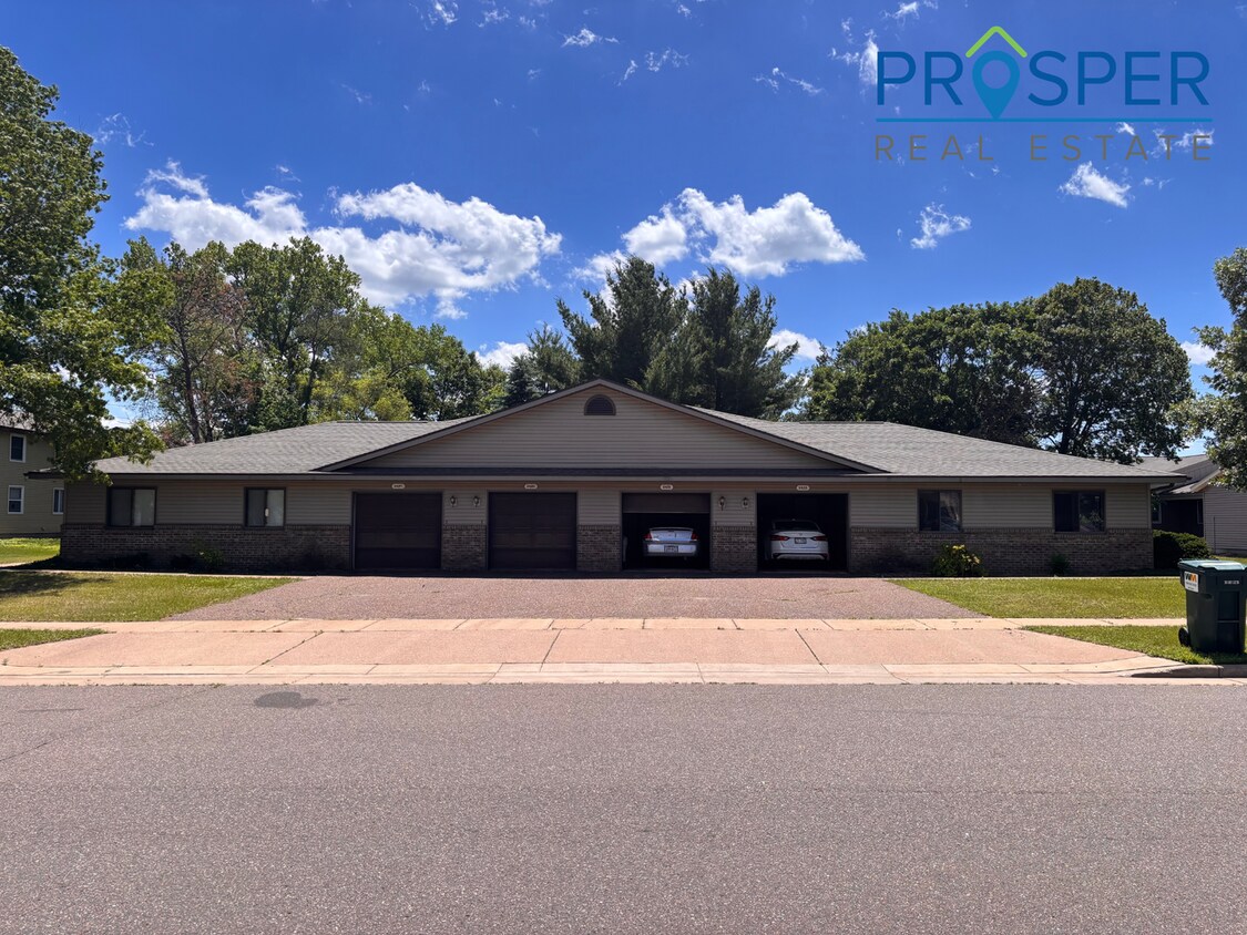 Foto del edificio - 2427 New Pine Dr