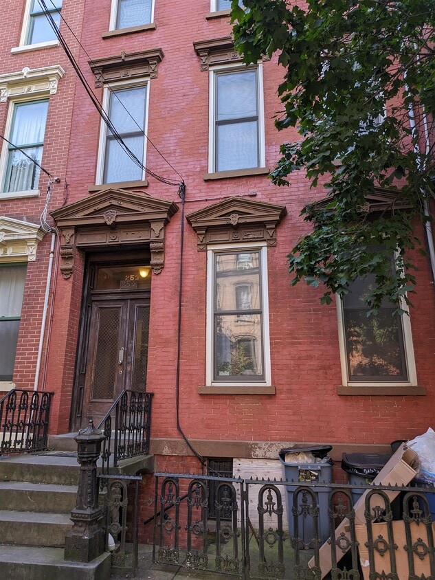 253 5th St Unit 3, Jersey City, NJ 07302 Condo for Rent in Jersey