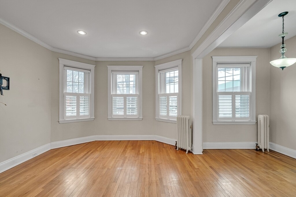 Primary Photo - 315 Allston St