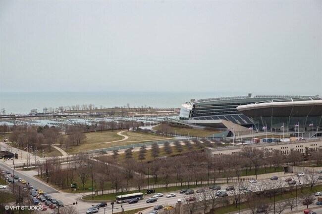 Balcony View 2 - 233 E 13th St