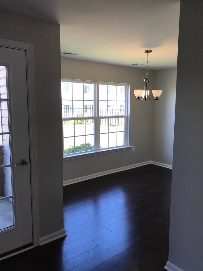 Comida - 6425 Richmond Hwy