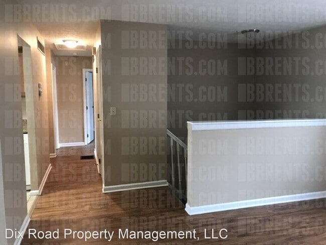 Building Photo - 3 br, 2 bath House - 1835 Laredo Drive,