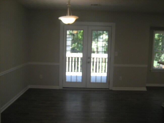 Building Photo - 185 Autumn Cove