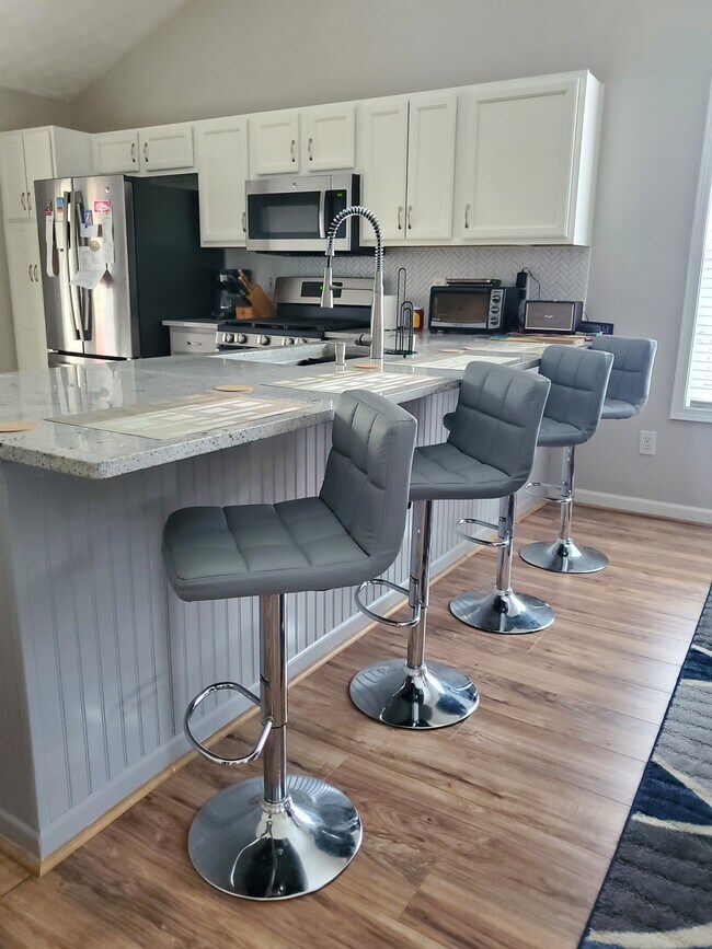 Foto del edificio - 401 Redwood Trail