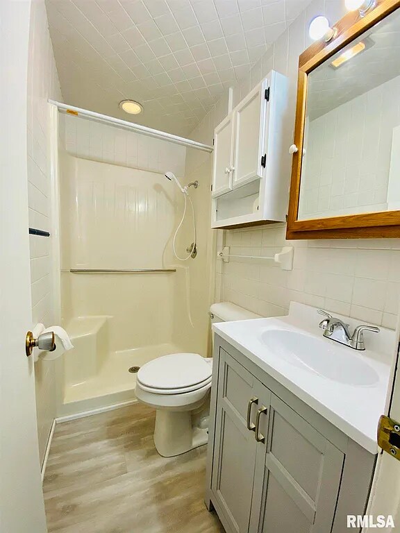 Building Photo - 105 Brookview Dr
