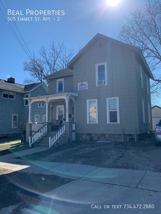 505 Emmet St Unit 2, Ypsilanti, MI 48197 Room for Rent in Ypsilanti, MI