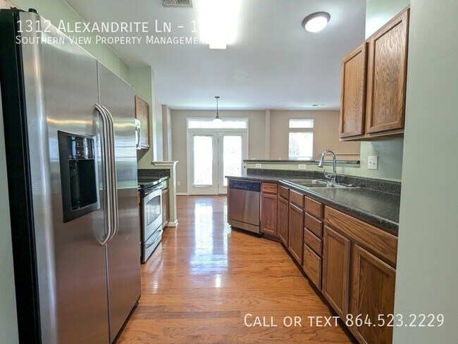 Foto del edificio - 1312 Alexandrite Ln