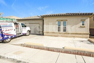 Building Photo - 3220 W La Madre Way