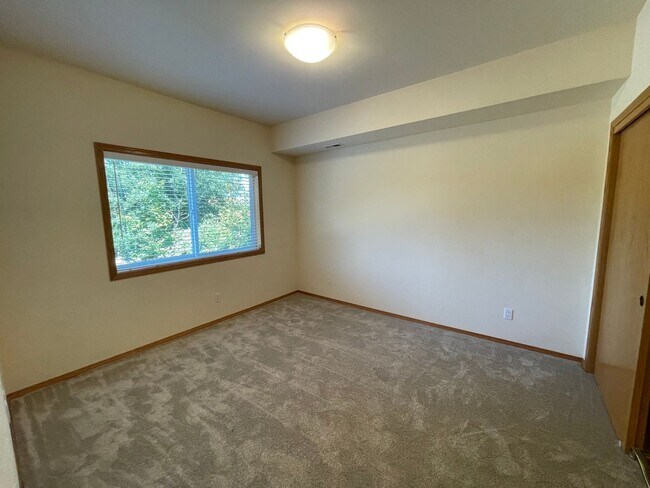 Foto del edificio - 2128 Freund St