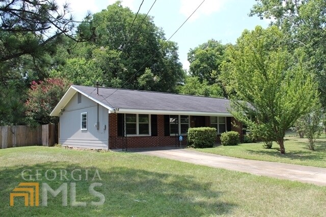 Building Photo - 202 Oklahoma Ave