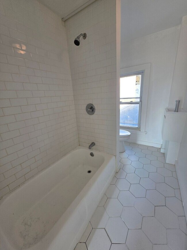 Foto del edificio - 47 Elmendorf St