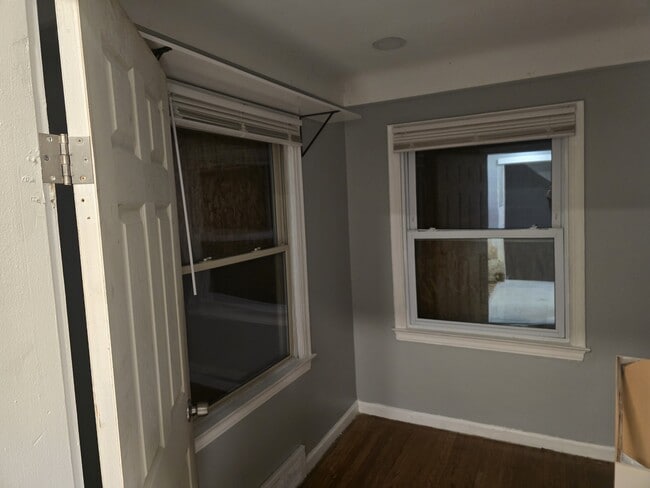 Foto del edificio - 11911 Lansdowne St