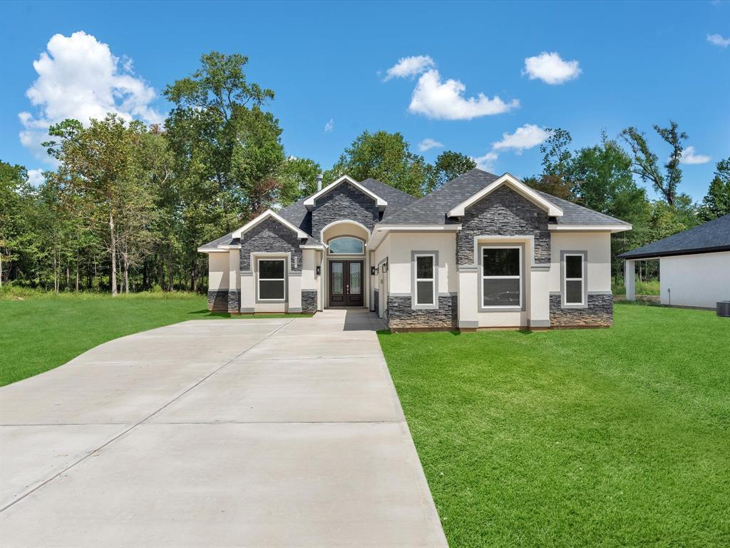 662 Rd 66111, Mont Belvieu, TX 77535 House Rental in Mont Belvieu, TX