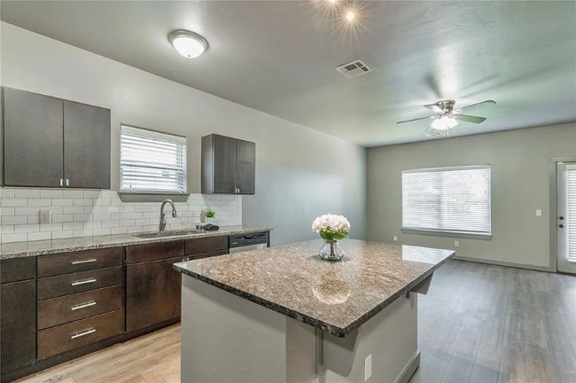 Building Photo - 604 NW 175th St