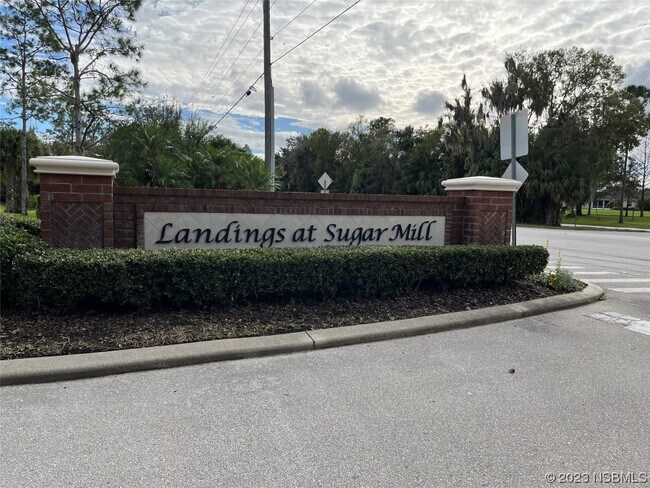 Foto del edificio - 526 Mount Olympus Blvd