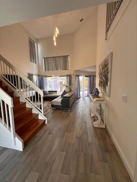 Building Photo - 1728 Shoreside Cir