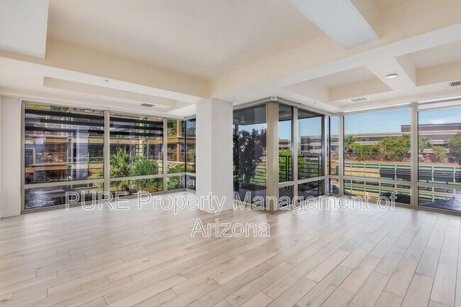 Foto del edificio - 7151 E Rancho Vista Dr