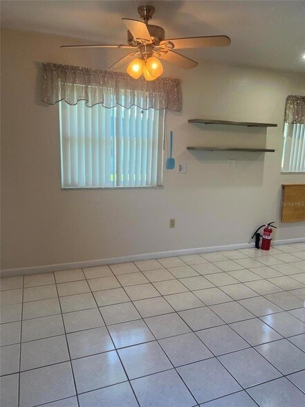Foto del edificio - 205 Andover Pl N