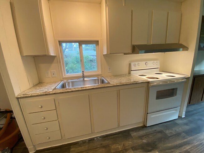 Foto del edificio - 173 Rivaway Ln