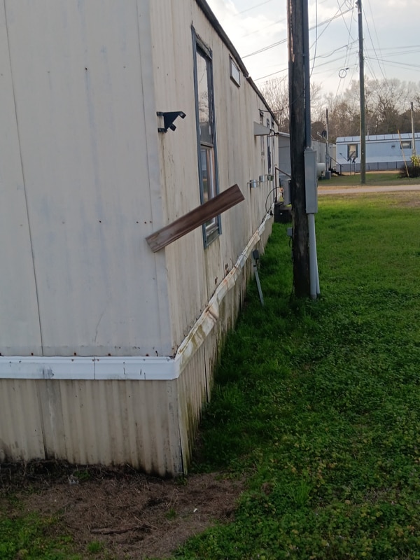 Building Photo - 100 Lunsford Cir