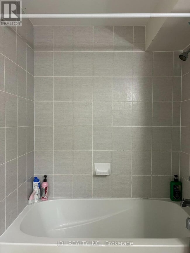 Building Photo - 15 Wildflower Wy.