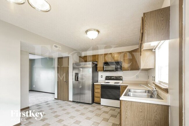 Foto del edificio - 6715 Wimbledon Dr