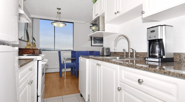 Photo du bâtiment - Marlborough Tower