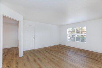 Building Photo - 5055 W Hacienda Ave