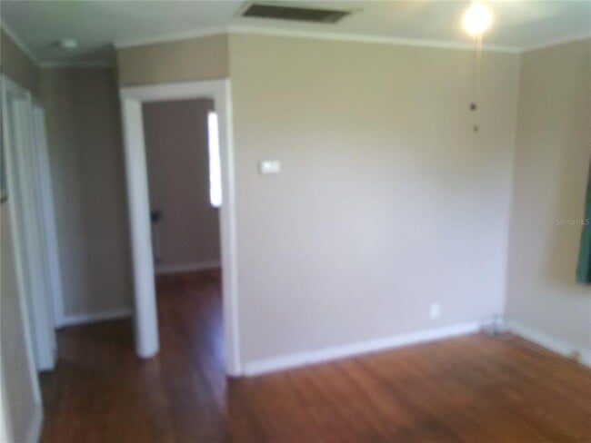 Building Photo - 1650 28th Ave N