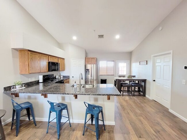 Foto del edificio - 9139 E 31st Ln