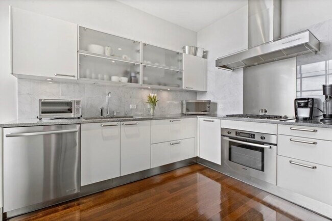 Foto del edificio - 360 Newbury St