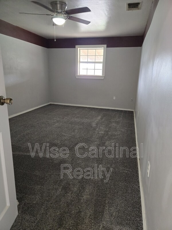 Foto del edificio - 1021 S Westside Ave
