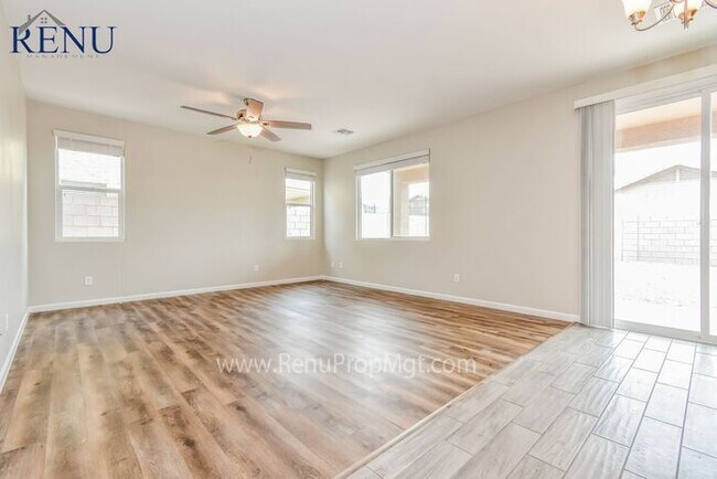 Building Photo - Fall Special: 1/2 off your first month! Av...