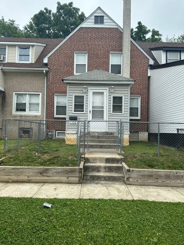 Building Photo - 1106 Sterling Ave