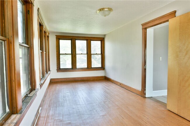 Foto del edificio - 401 Williams St SE